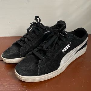 Puma Black Suede Classic Sneakers